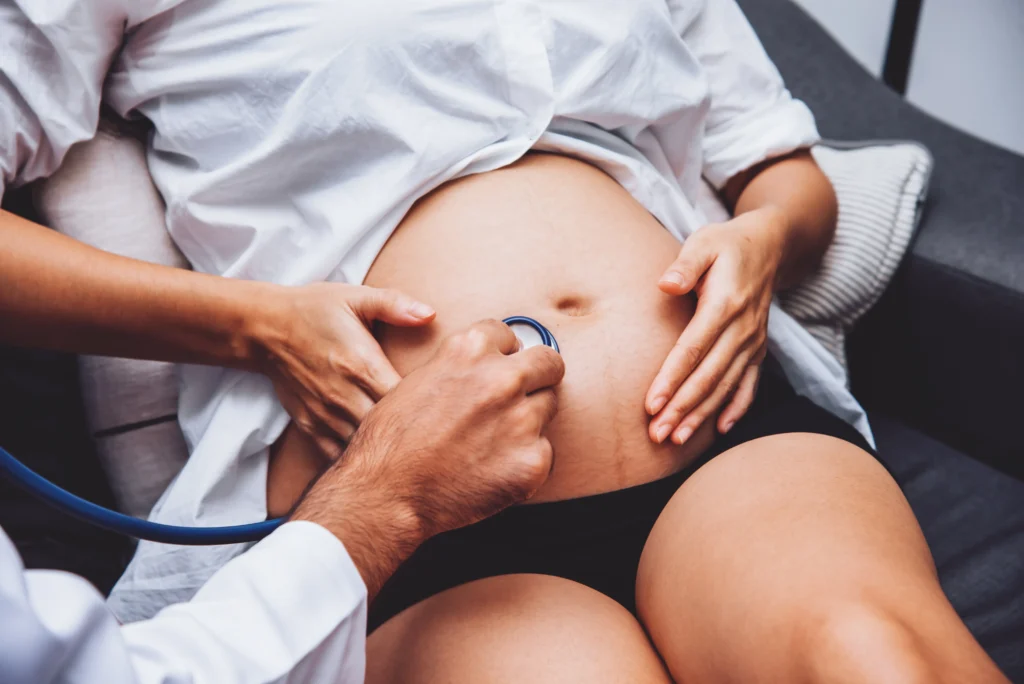 best lady gynecologist in Kolkata, Postnatal Care for Mothers